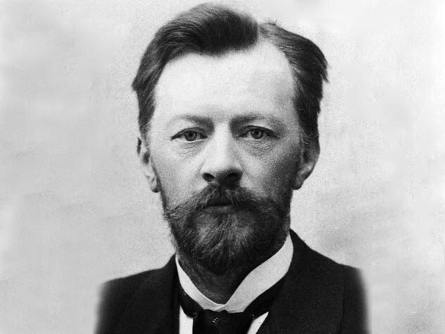 Владимир Шухов заканчивал свое самое грандиозное сооружение, зная, что после окончания работ его ждет расстрел 