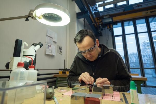 Николас Армер / Альянс картин через Getty Images