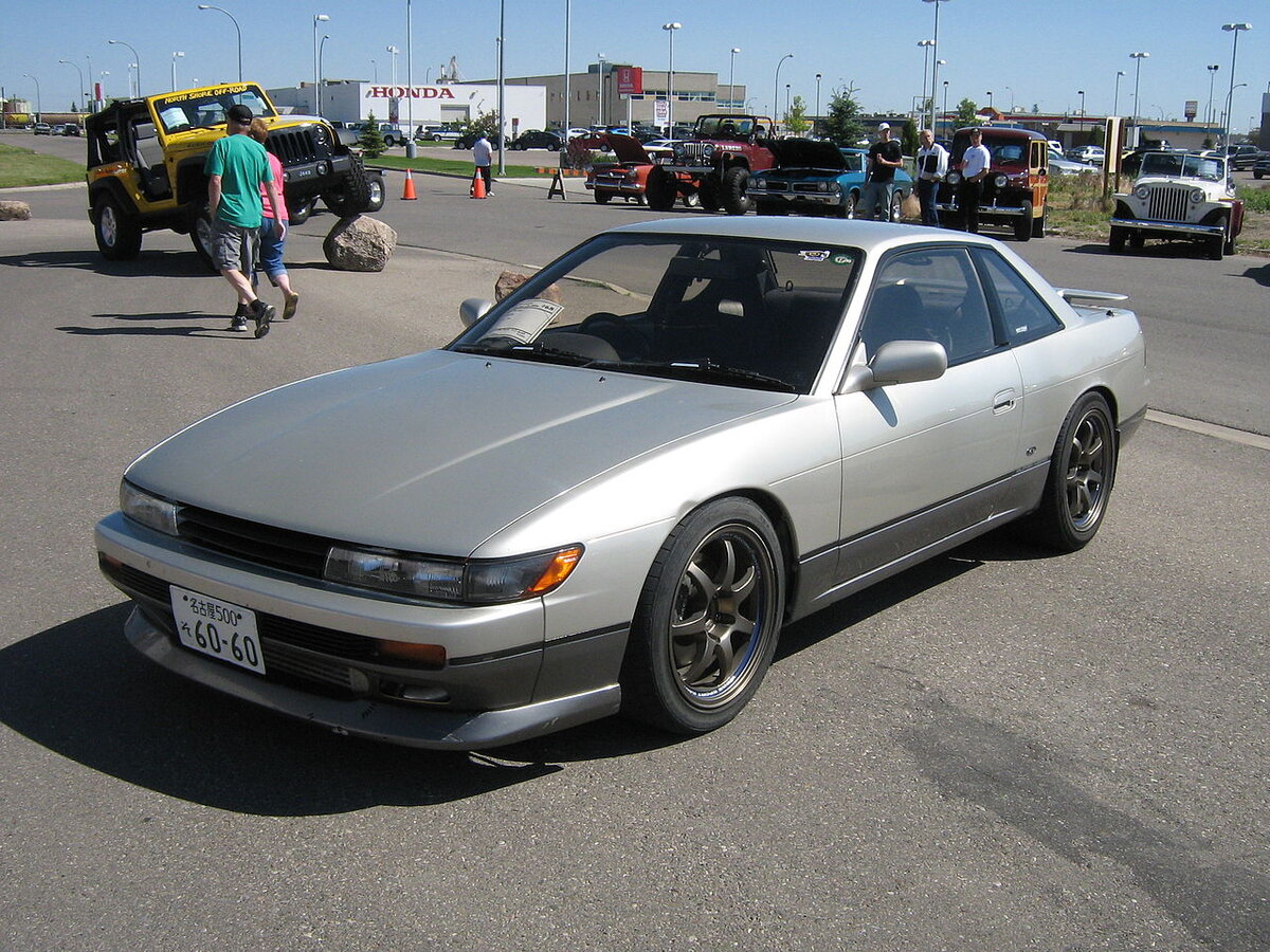 Фото - https://ru.wikipedia.org/wiki/Nissan_Silvia/