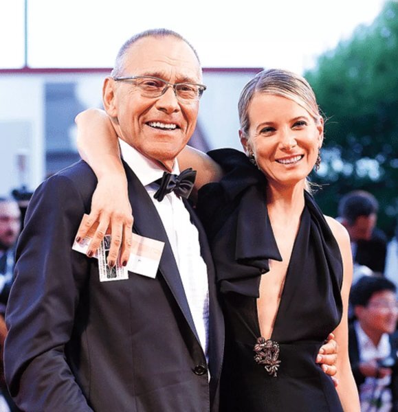 Андрей Кончаловский и Юлия Высоцкая. Фото: kp.ru