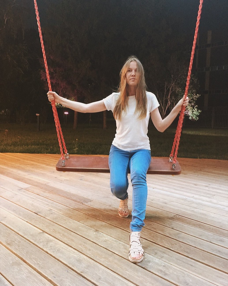 https://www.instagram.com/_daria_gub_/