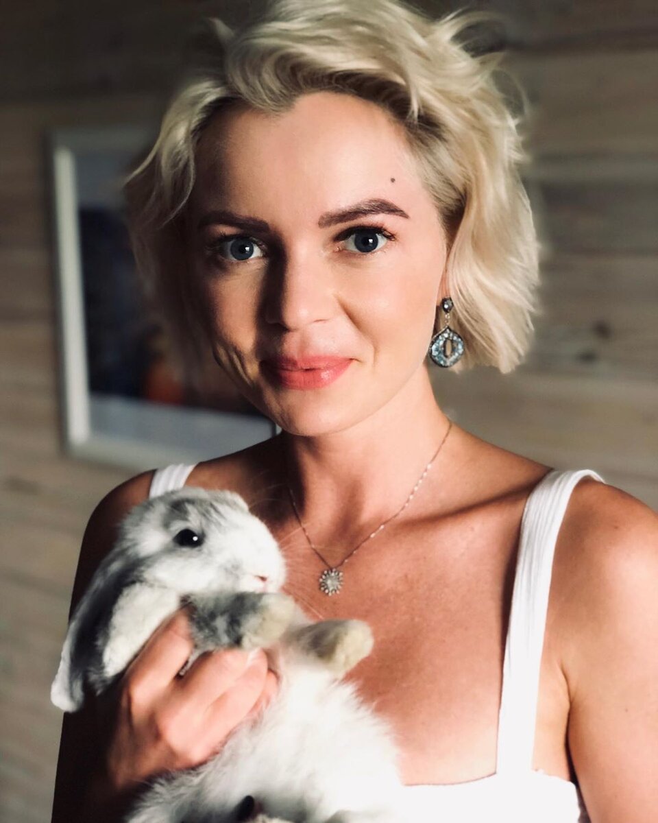 Елена Николаева