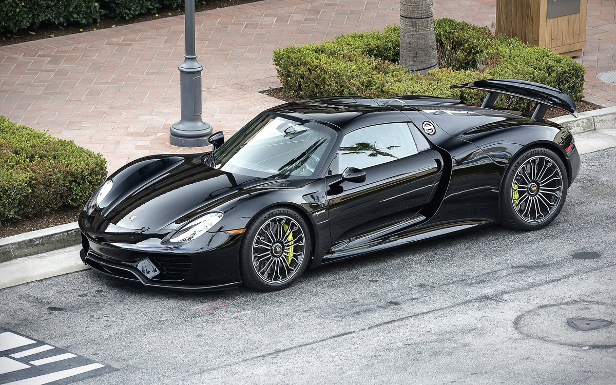 Porsche 718 gt4 rs. Ford mustang shelby gt500 2014. Порше кайен лошадиные силы. Машины 200 лошадиных сил. Ford mustang 300.