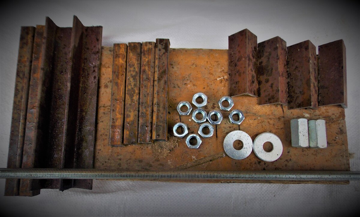 Материал, использованный для струбцин.