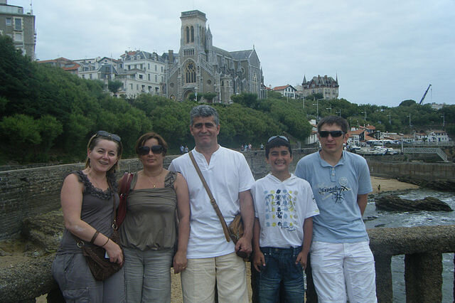 Биарриц, Франция. Мы в гостях у земляка Умара и его супруги Патимат.