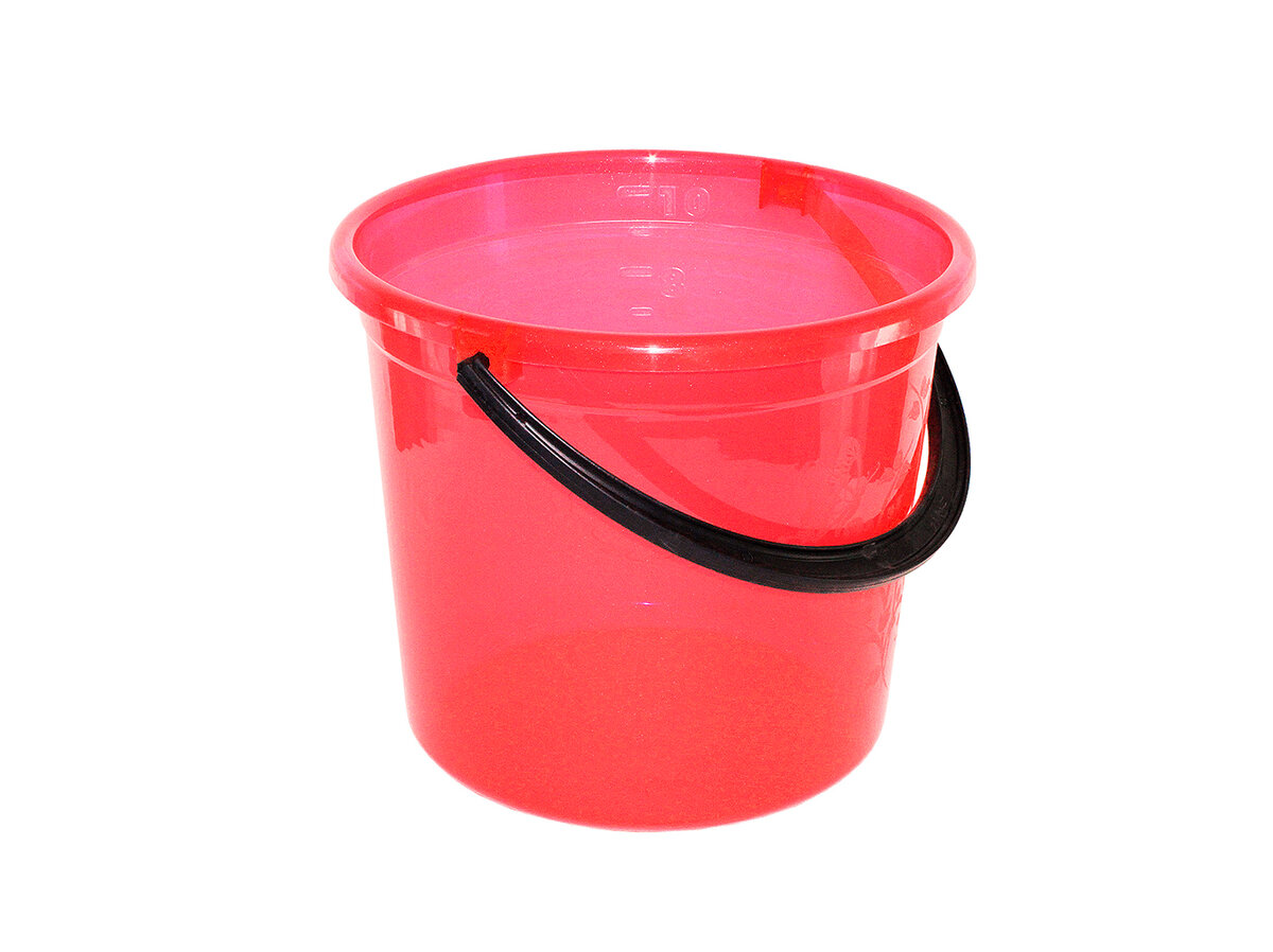 В ведро помещается 10 литров воды, это около 10 кг. У меня было 25  килограмм лишнего веса. Значит , я постоянно таскал на себе 2  таких ведра и еще немножко.