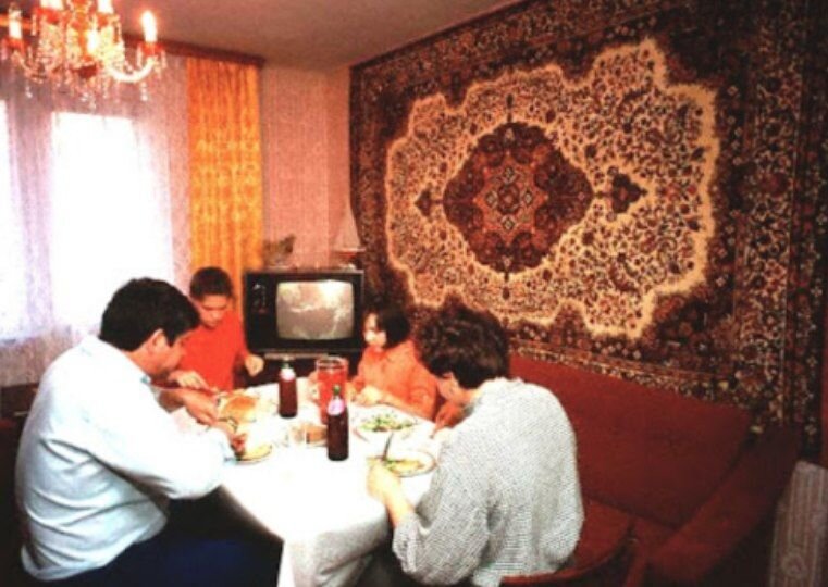 Настенный символ уюта и благополучия.