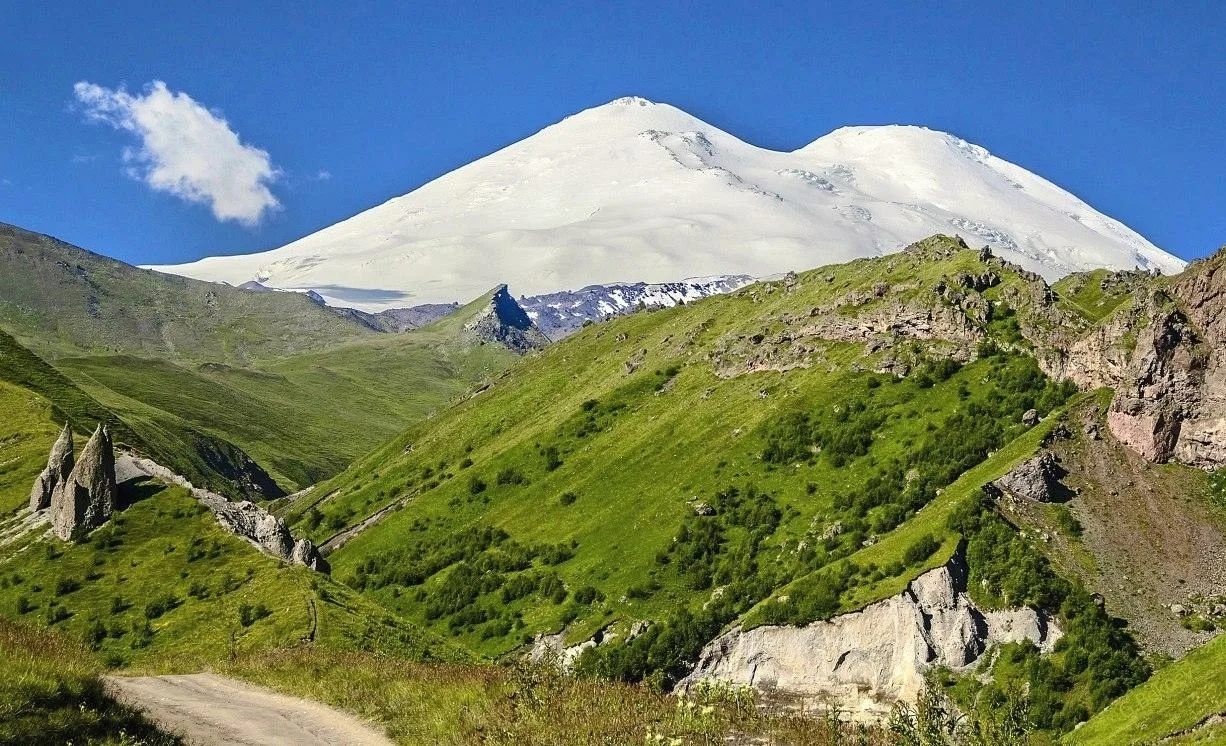 Джили су. Горы Джилы Су Кабардино Балкария. Кисловодск – Долина Нарзанов – Джилы-Су – Эльбрус),. Северное Приэльбрусье Джилы-Су. Урочище Джилы Су Кисловодск.