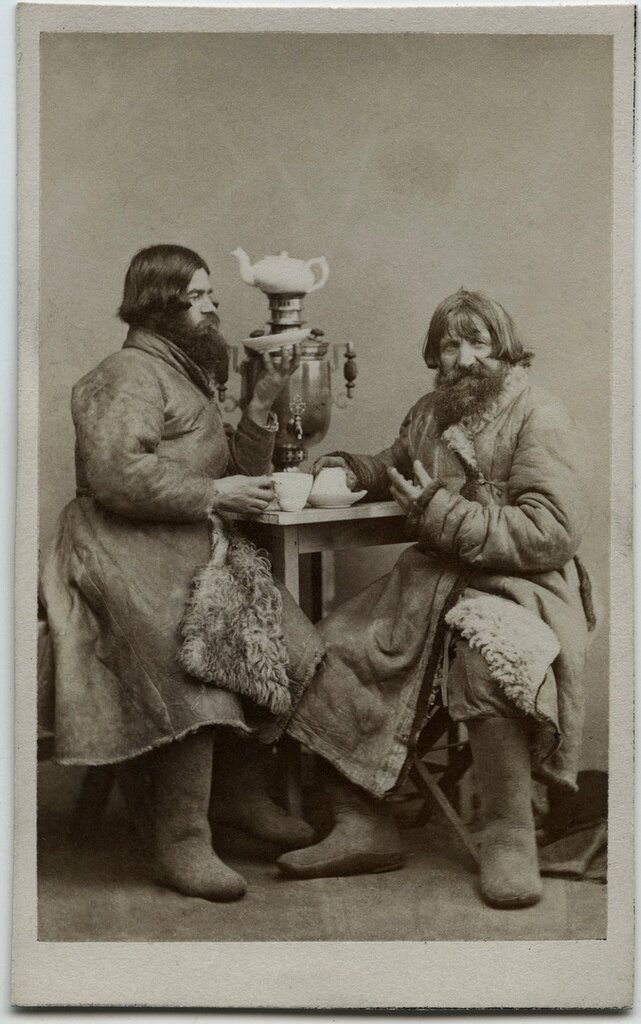 Чаепитие. Вильям Каррик, 1860-е – 1870-е, г. Санкт-Петербург, из архива Сергея Максимишина.