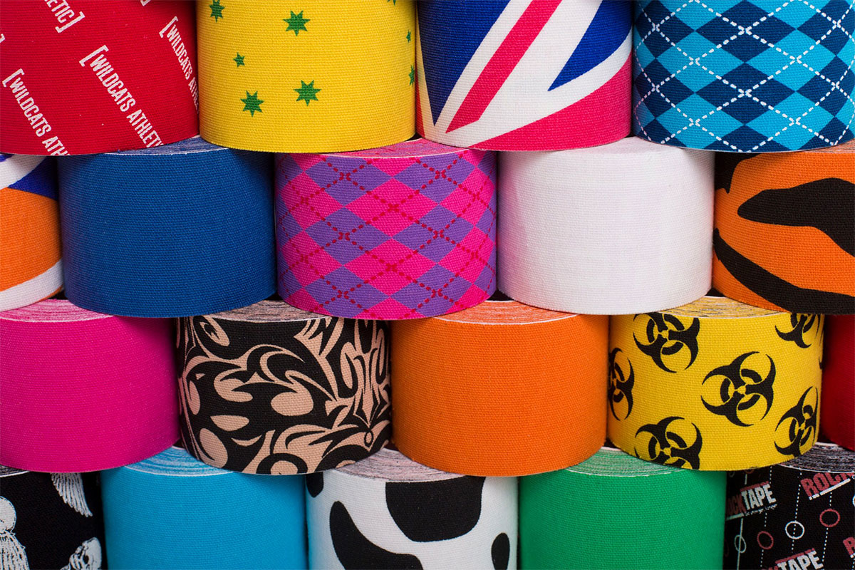 Кинезиотейпирование – принцип действия и показания