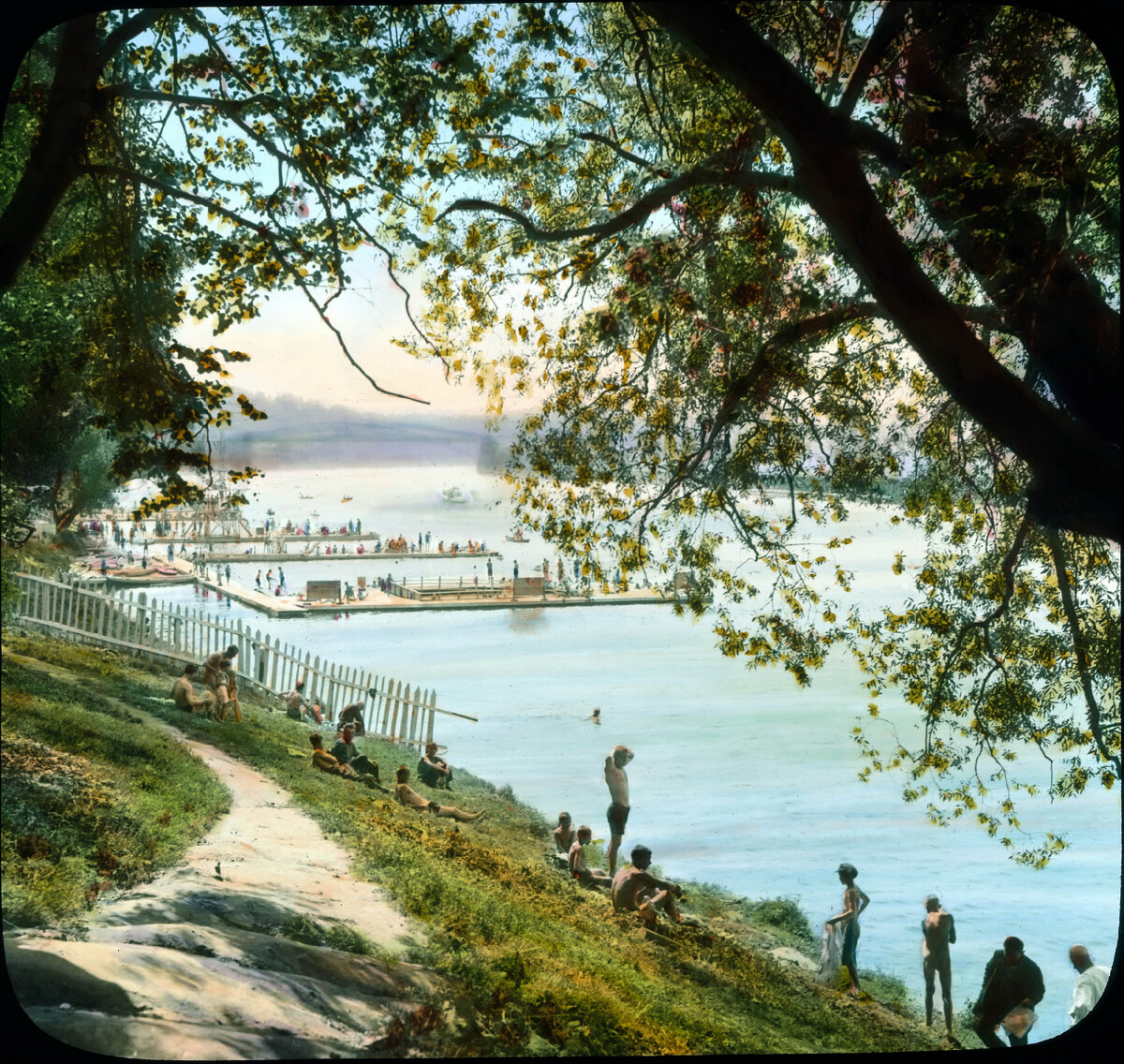 Москва 1930-х годов на цветных снимках. Уникальные кадры американского ...