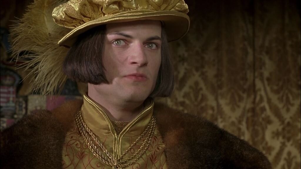 Твое лицо, когда ты ОПЯТЬ выслушиваешь про странные обстоятельства твоего появления на свет ( Карл V в фильме "Лютер")