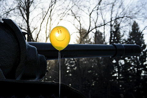 "С ДНЕМ ПОБЕДЫ, ПЛАНЕТА!" - Андрей Кирьянов. Текст песни с аккордами. Автор фотографии: Андрей Кирьянов