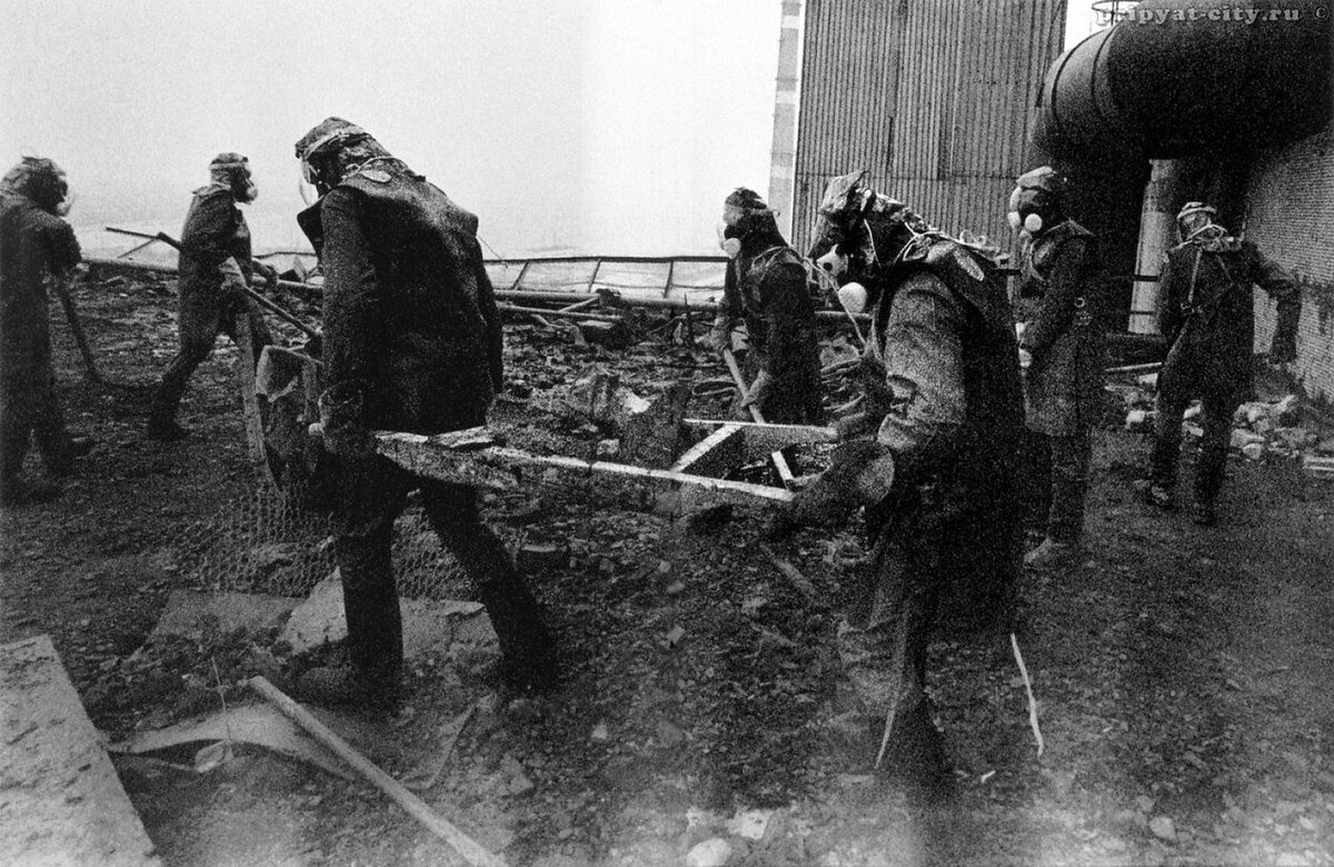 Ликвидация аварии на АЭС. Жертвы Чернобыльской аварии. Ликвидаторы 20 век кто это.