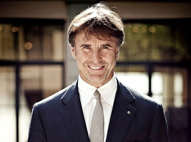 Брунелло Кучинелли.