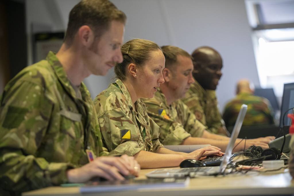 Сотрудники Международного координационного центра доноров. Взято из открытого источника в Яндексе