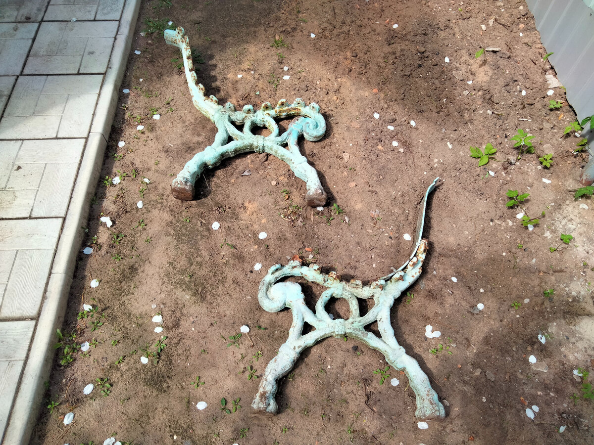 Литые чугунные ножки