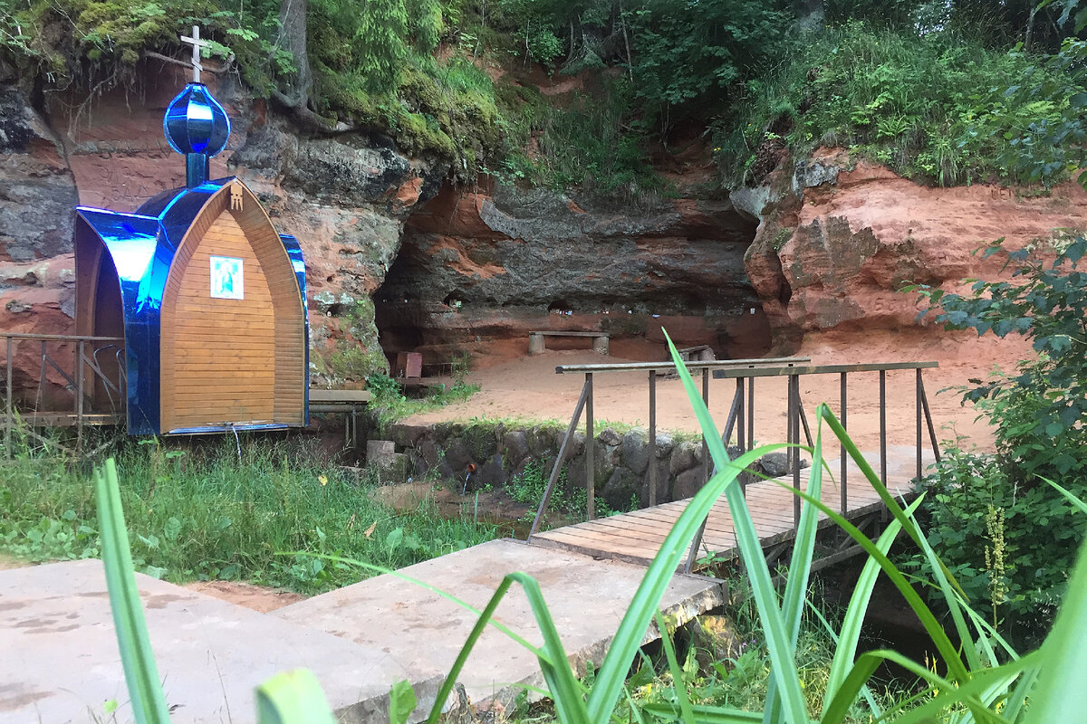 Родник к в имении Набоковых в Рождествено