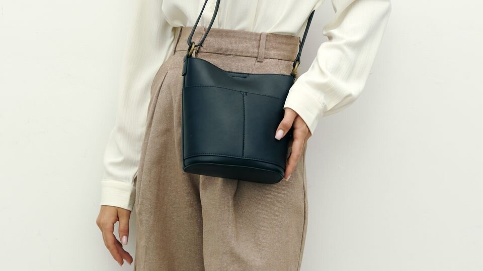 Сумка женская из натуральной кожи бренда Faustini