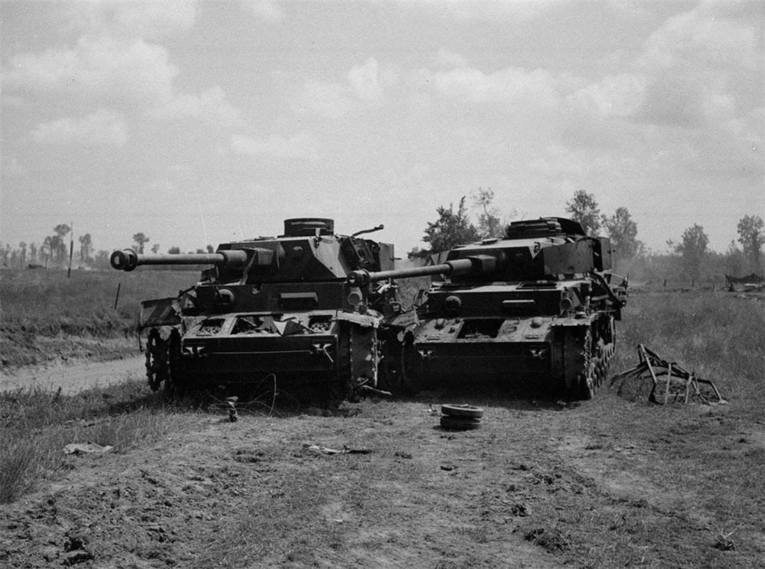 Сколько танков подбито. Подбитый немецкий PZ 2. Подбитые танки вермахта. PZ IV Белоруссия 1944. Подбитые танки немцев 1944