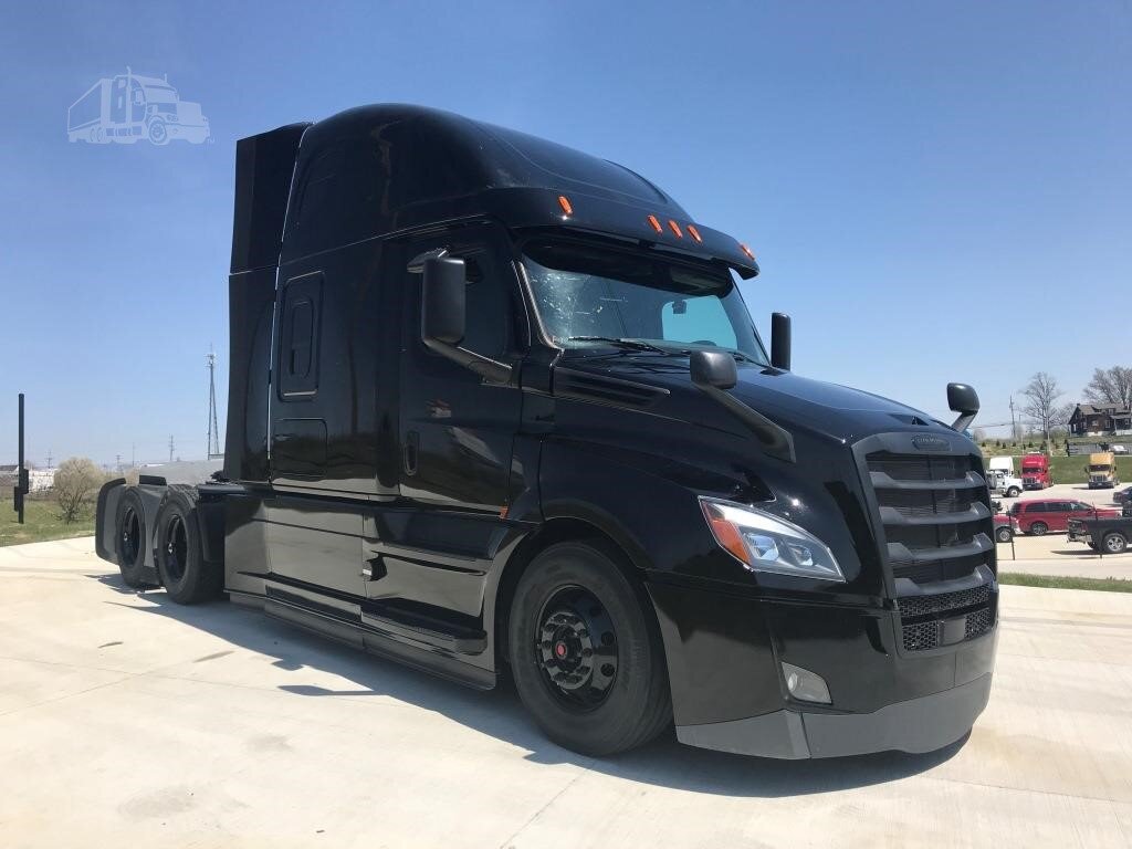 Тягач freightliner Cascadia