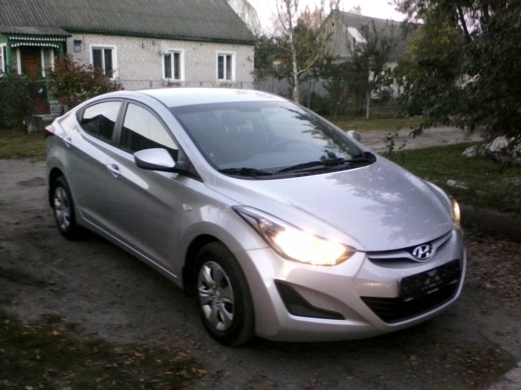 Источник фото: drom.ru/reviews/hyundai/elantra/88175/