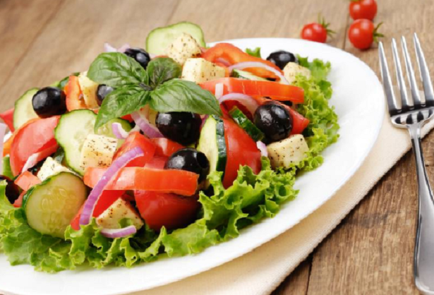 Греческий салат: рецепт с креветками