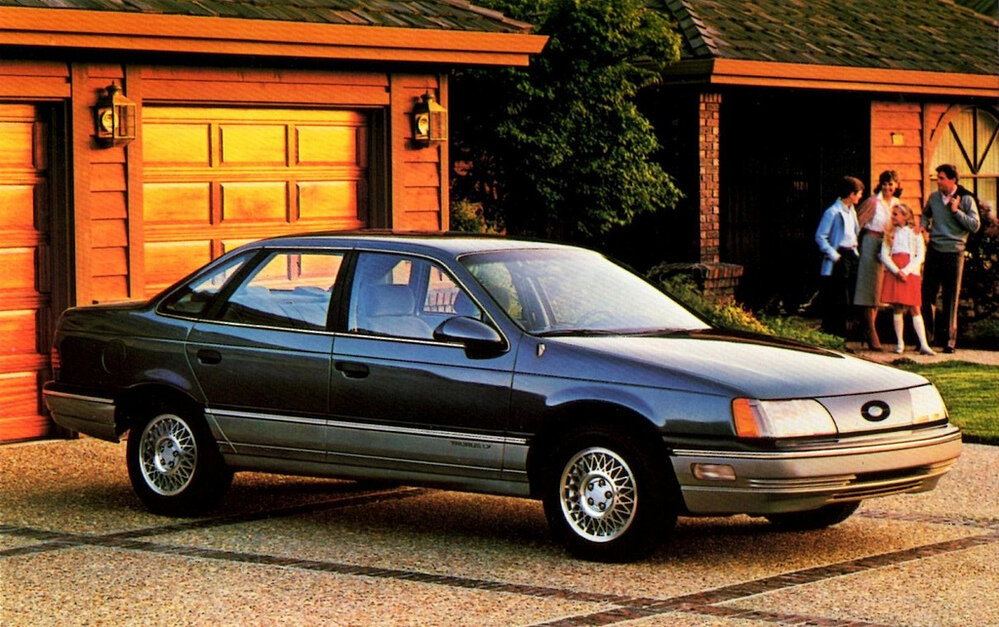 Ford Taurus sedan