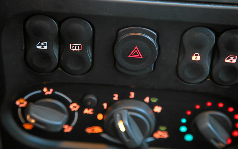                                                                 Передние стеклоподъемники