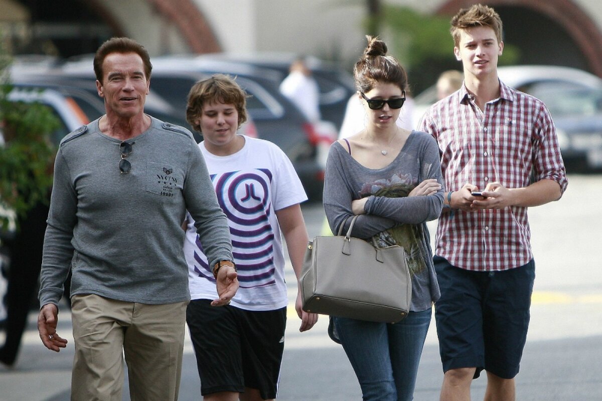 Арни и некоторые из его детей