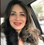 Сильвана Оливейра – знаменитая Бразильская художница, которая в своих картинах делает акцент на красоту природы, людей, бабочек.