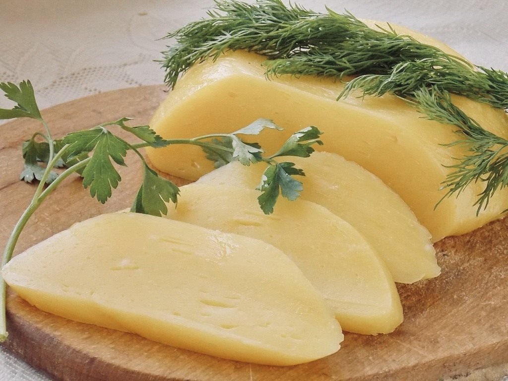 Домашний твердый сыр за 1,5 часа