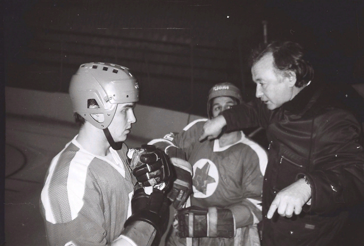 Фото Владимира Лазутова