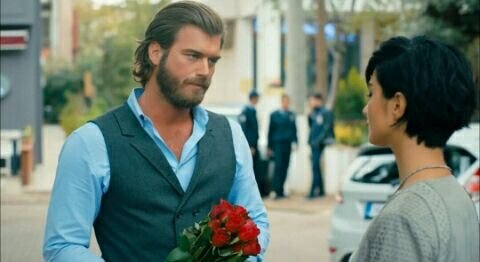 Кадр из сериала "Отважный и красавица"