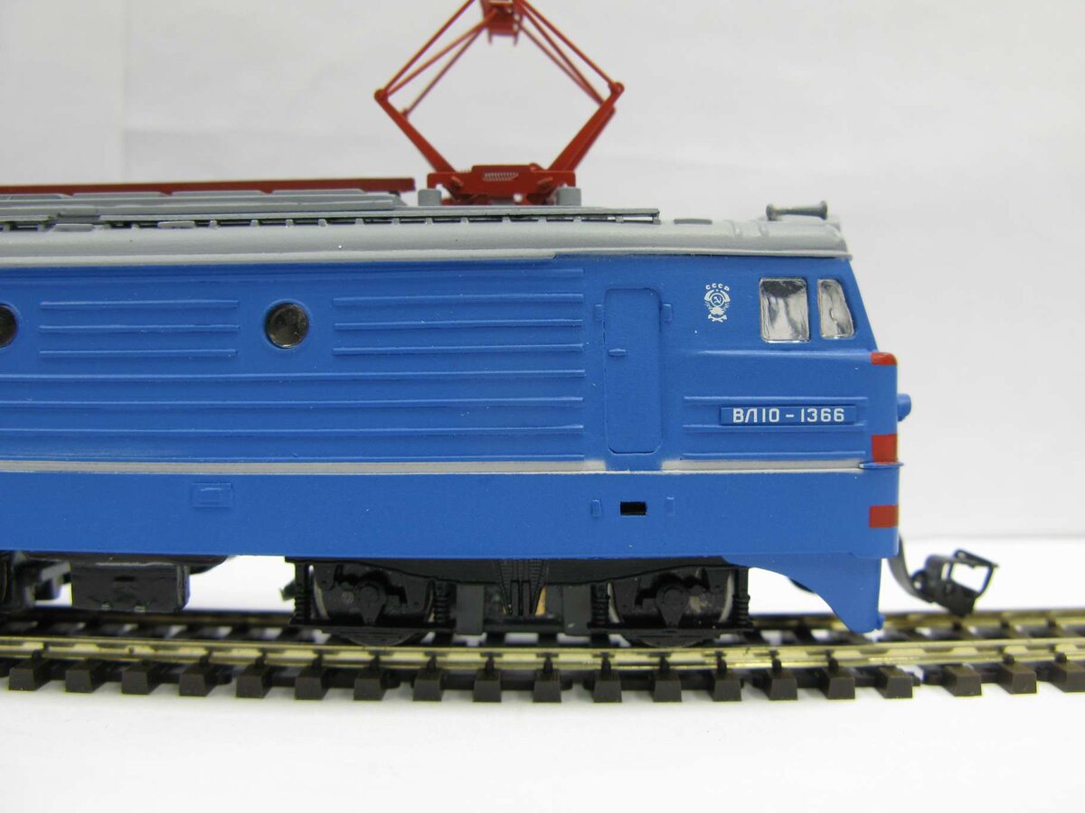 Модель электровоза ВЛ10-1366