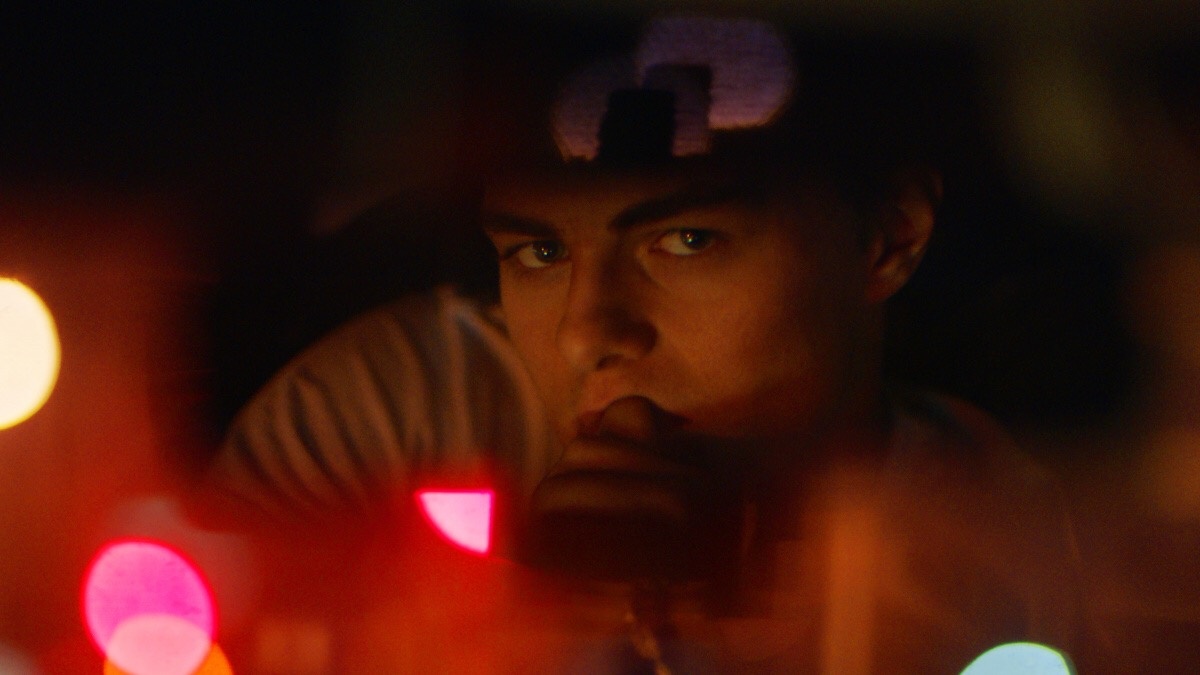 Кадр из фильма "Гив ми либерти", 2019 г. Источник: КиноПоиск.