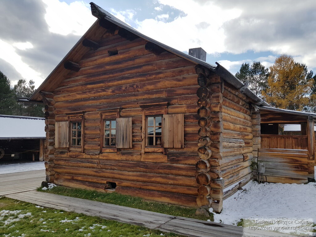 дом сибирского крестьянина. тобольск менделеев дом. дому более 100 лет. изба крестьян тальцы иркутск. дома в сибири.
