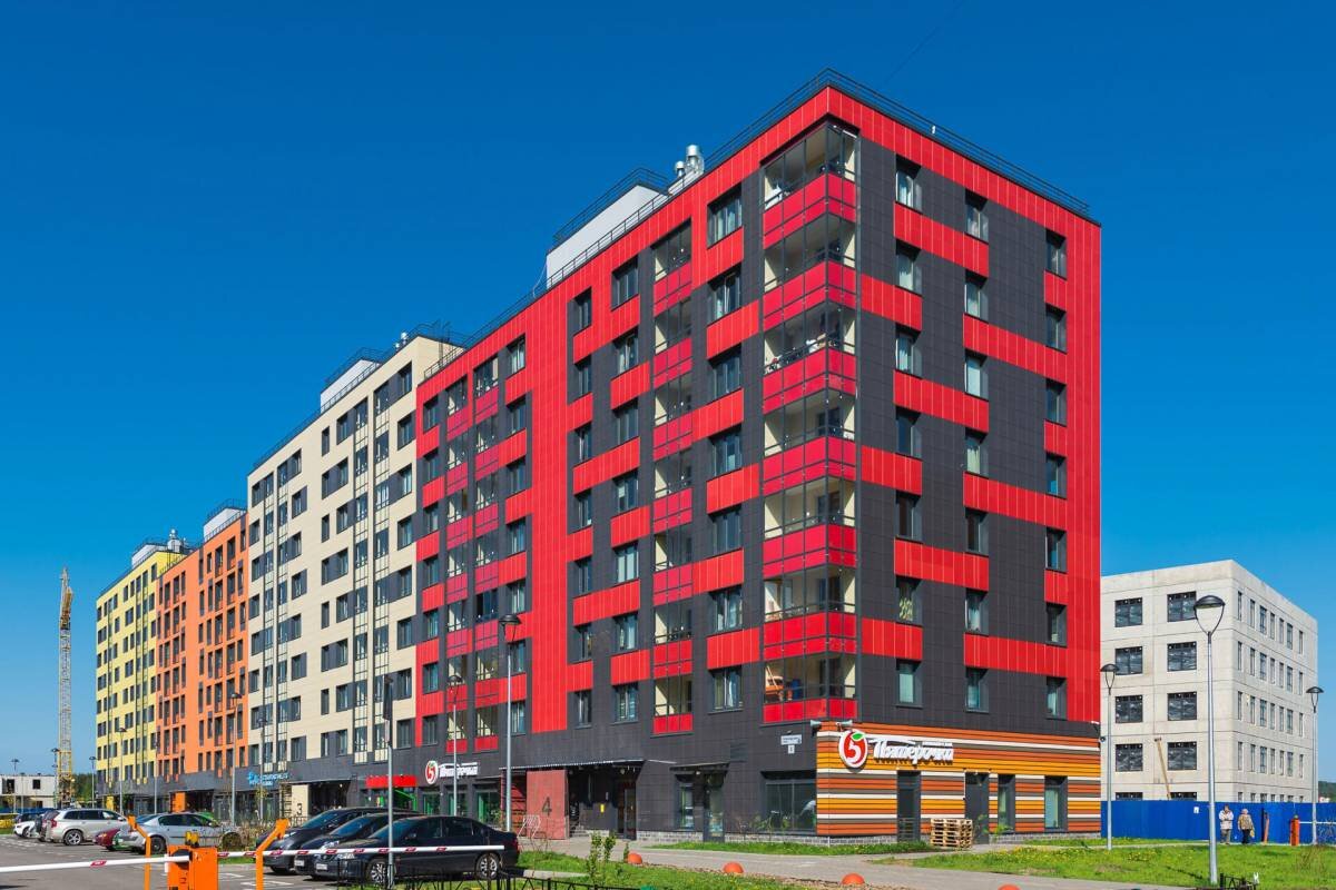 Посмотреть на то, как организована жизнь в квартале, можно на примере сданных очередей – здесь есть все необходимое 