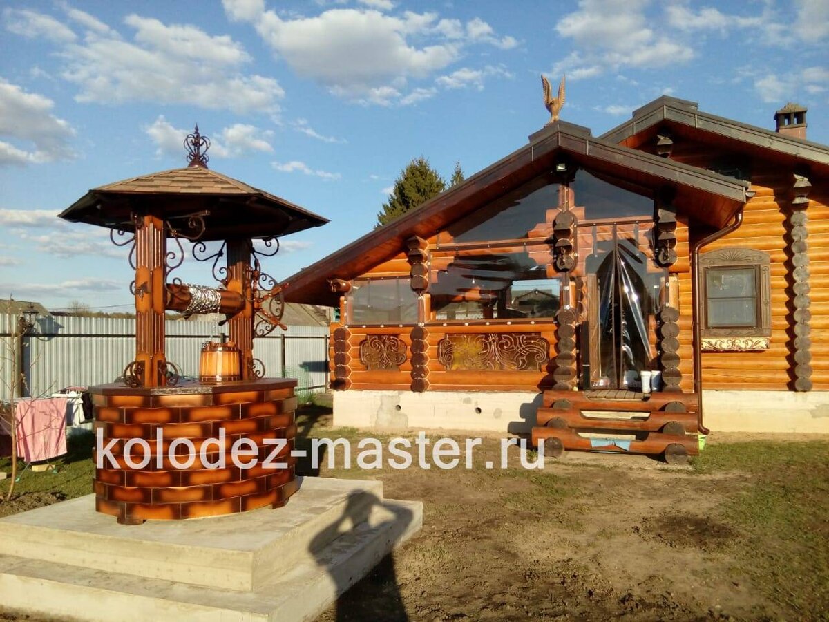 Кованный домик для колодца.