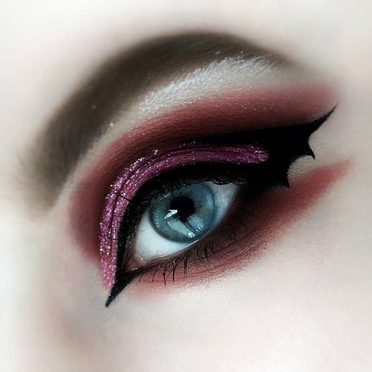 Мой Инстаграм: @lerajames_ 