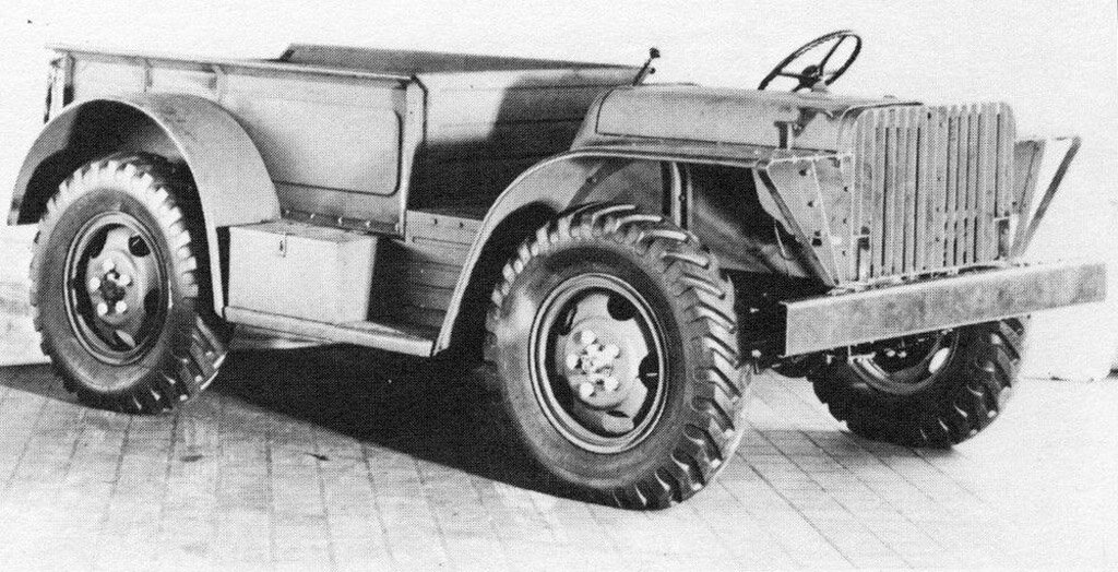 Ford GLJ, опытный образец "пониженного" аналого Dodge T214. Один из двух экземпляров машины пошел на изготовление GMC T33.