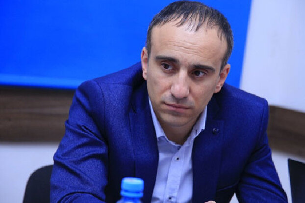 политолог Роберт Гевондян