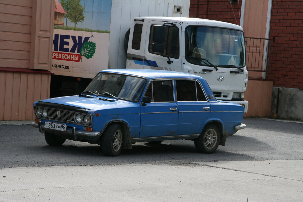 Ваз 2103, синего цвета, пробег за 300 тысяч километров. Wikimedia commons, лицензия Creative Commons Attribution 2.0 Generic изменений нет