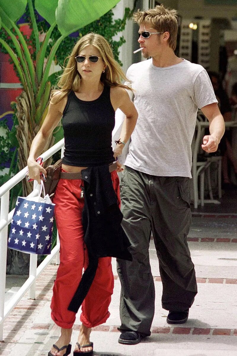    Дженнифер Энистон и Брэд Питт, 1999