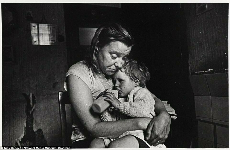 Sheffield, 1969. A woman and her five children live in a house without electricity, gas, hot water or amenities. She cooked her meals in a fireplace.