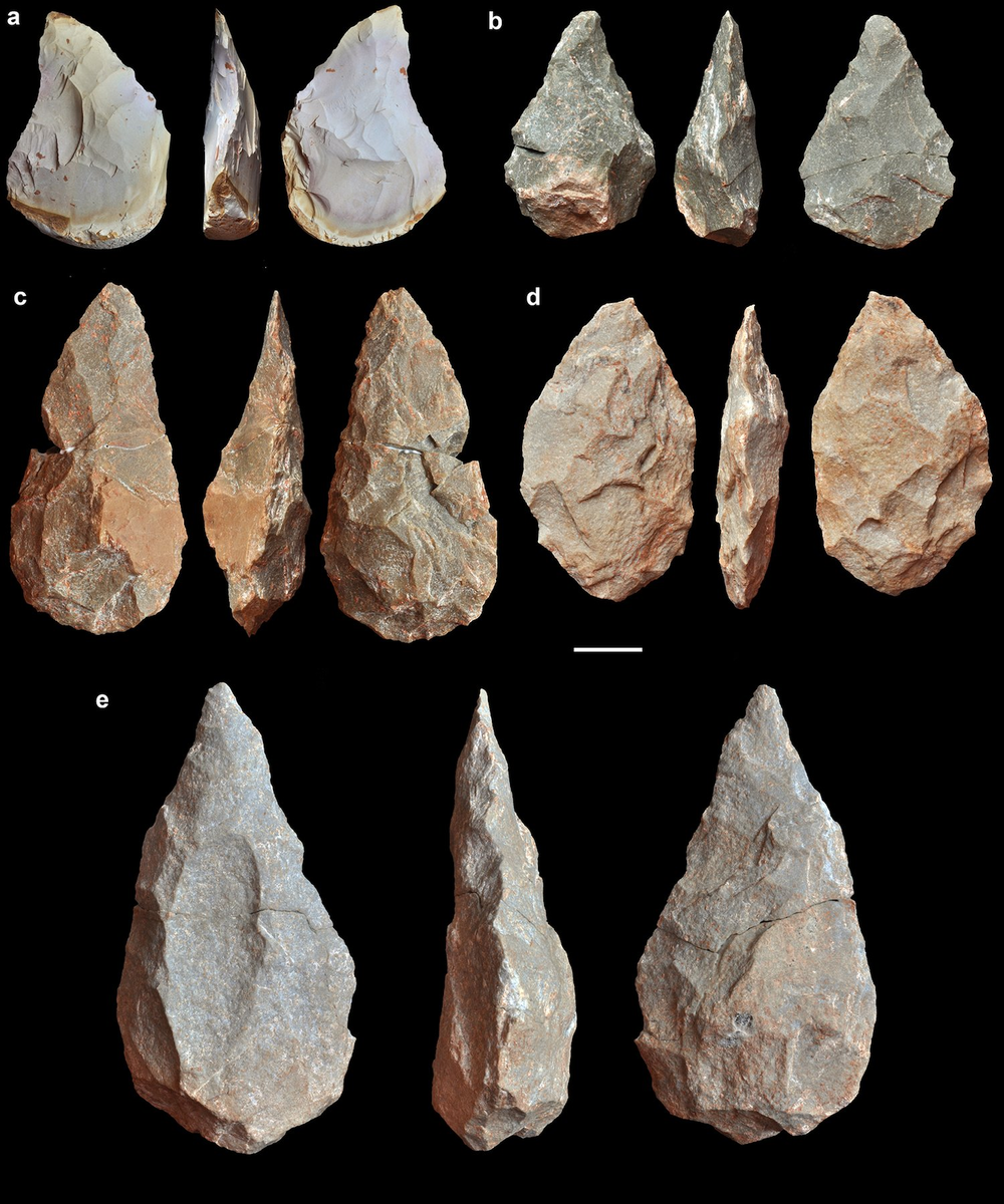 Олдувайская культура. Homo habilis древнейшие каменные орудия. Орудия эпохи Мустье. Микокские каменные орудия".. Каменные орудия Мустье.