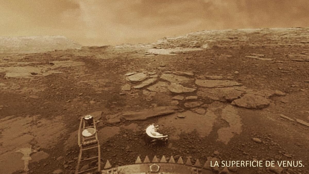 2 Реальные Фото Поверхности Венеры