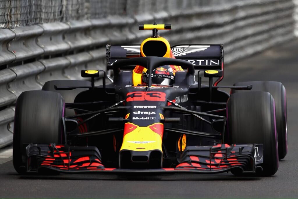    redbull.com Лариса Максимычева