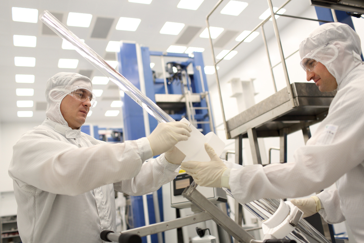 Этого хватит, чтобы проложить интернет из Саранска в Санкт-Петербург. 