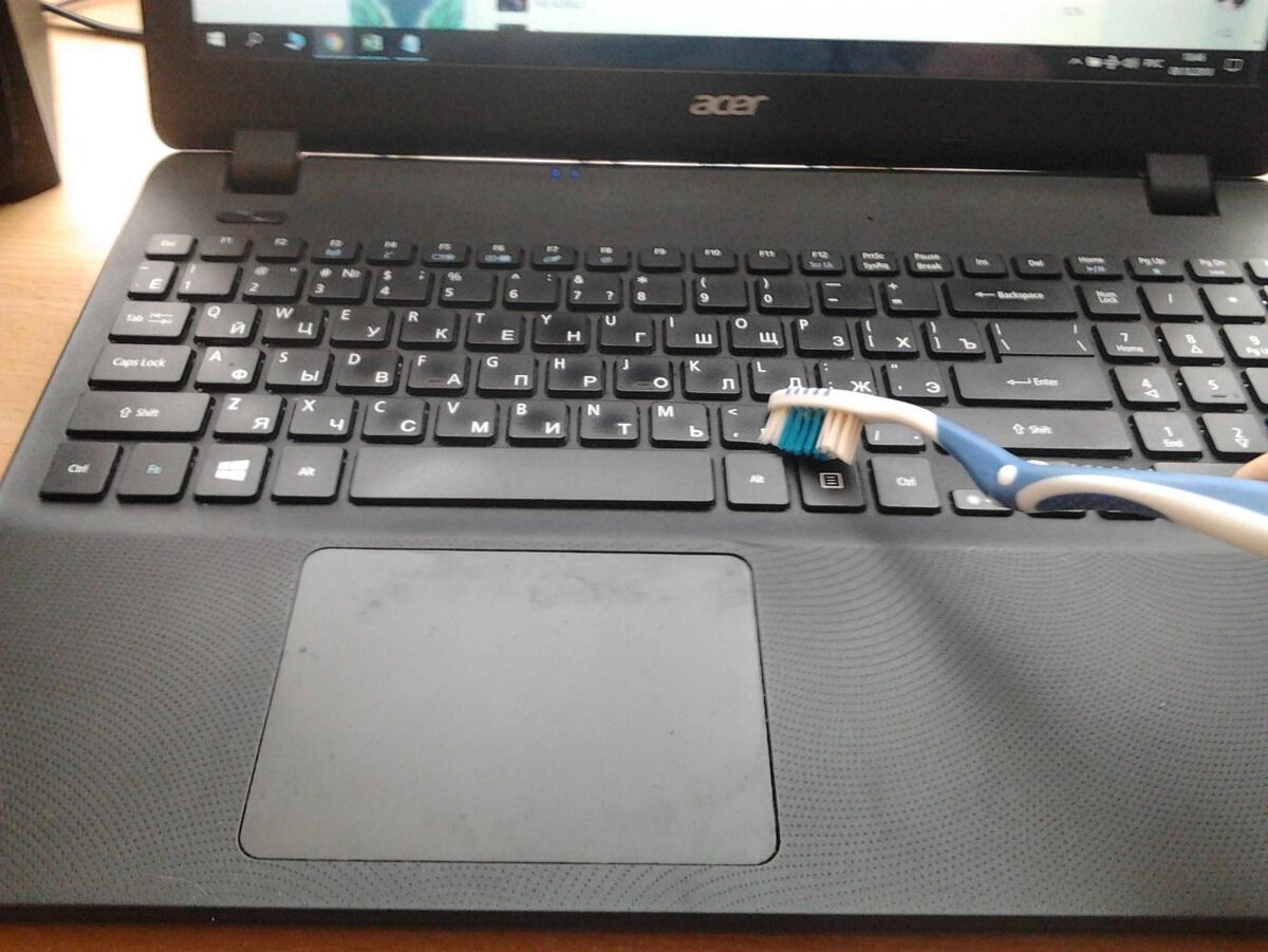 далее обводим каждую ячейку с клавишей и удаляем мусор; 